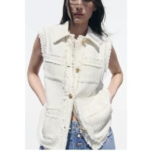 NWT ZARA Tweed Vest in White with Gold Buttons Size L
